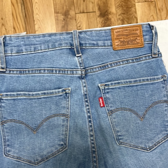 Levi’s 721 high rise jeans - Picture 9 of 9